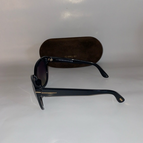 TOM FORD Cat Eye Sunglasses Black - Picture 6 of 12